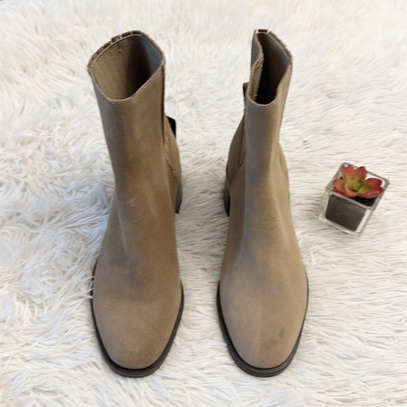 NEW Dolce Vita X Anthropologie Linny Chelsea Boot heel ankle women size 6, 8 - Picture 6 of 8
